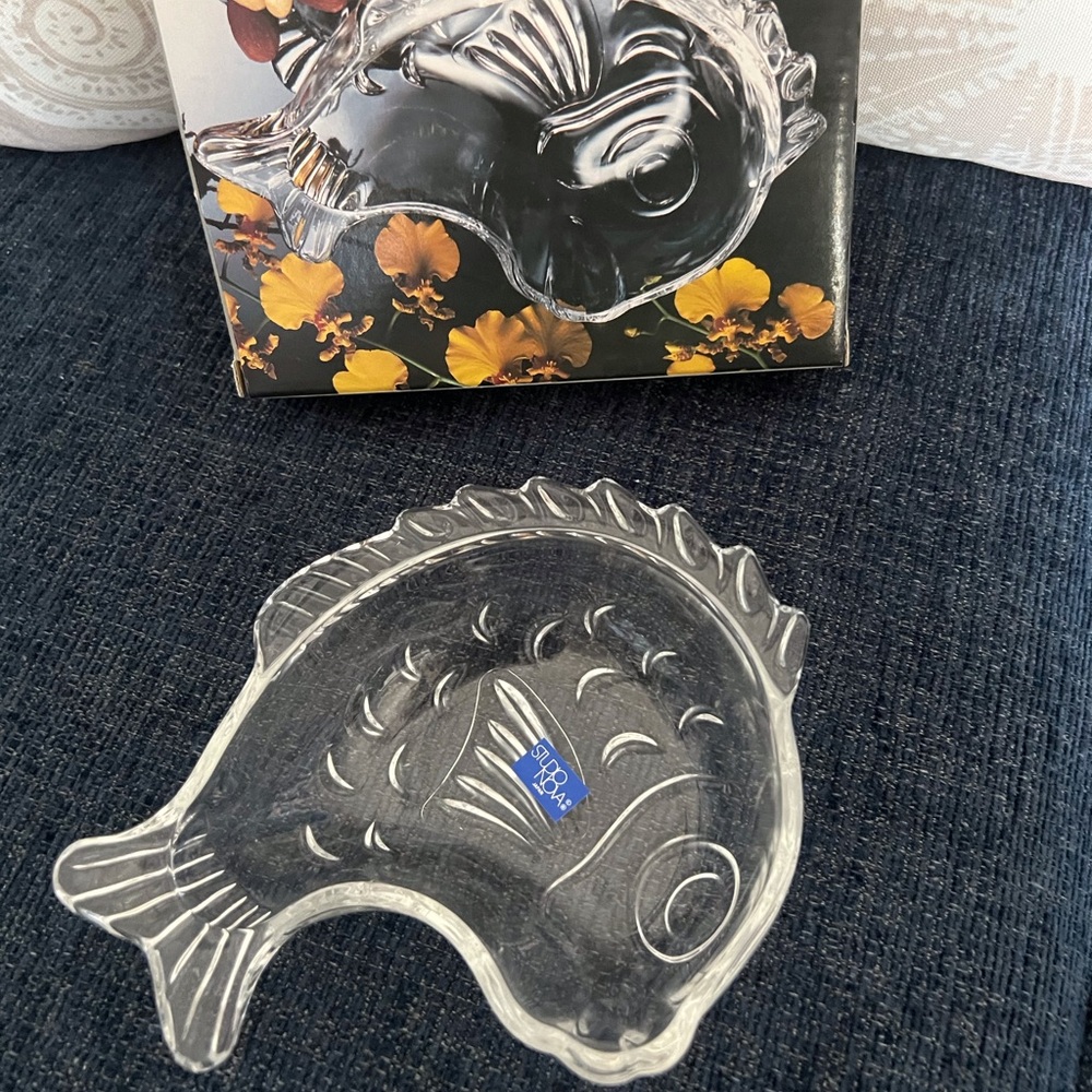 Studio Nova by Mikasa  “Ocean’s Gift” Crystal Dish